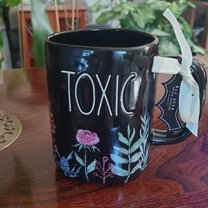 🦇Rae Dunn Halloween Theme Mug